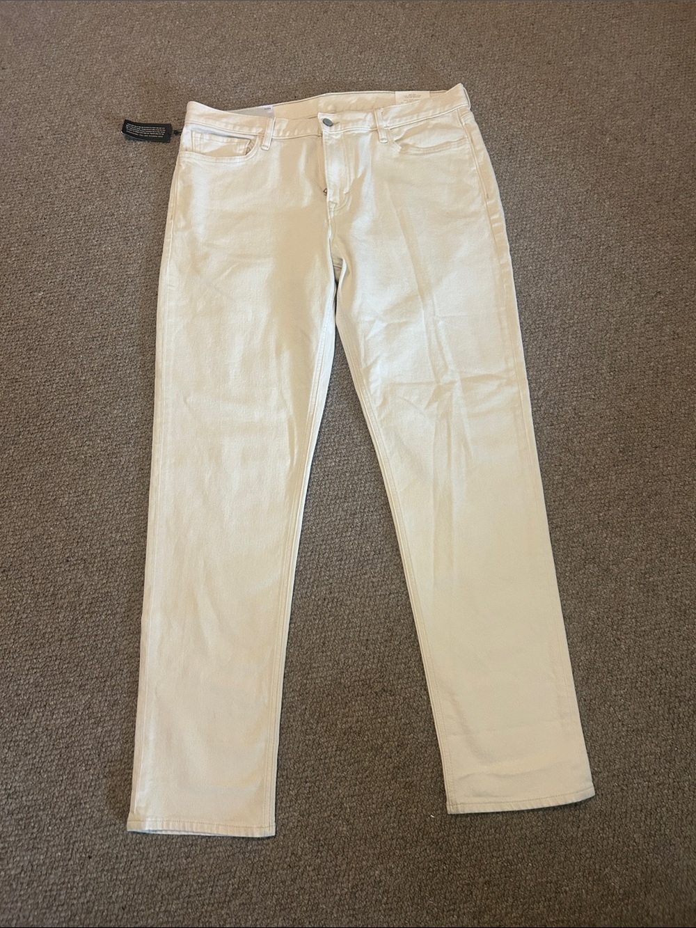 NWT MensWhite Banana Republic Mid Rise Slim Through Thigh Slim Leg Opening Jeans